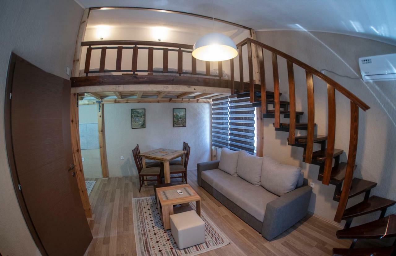 Dionis Rooms & Apartments Prilep Luaran gambar