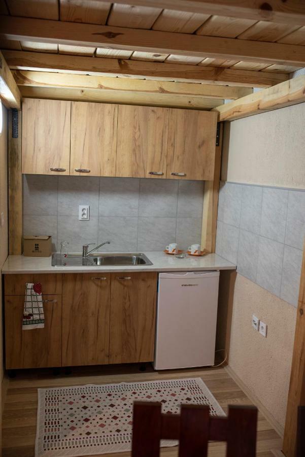 Dionis Rooms & Apartments Prilep Luaran gambar