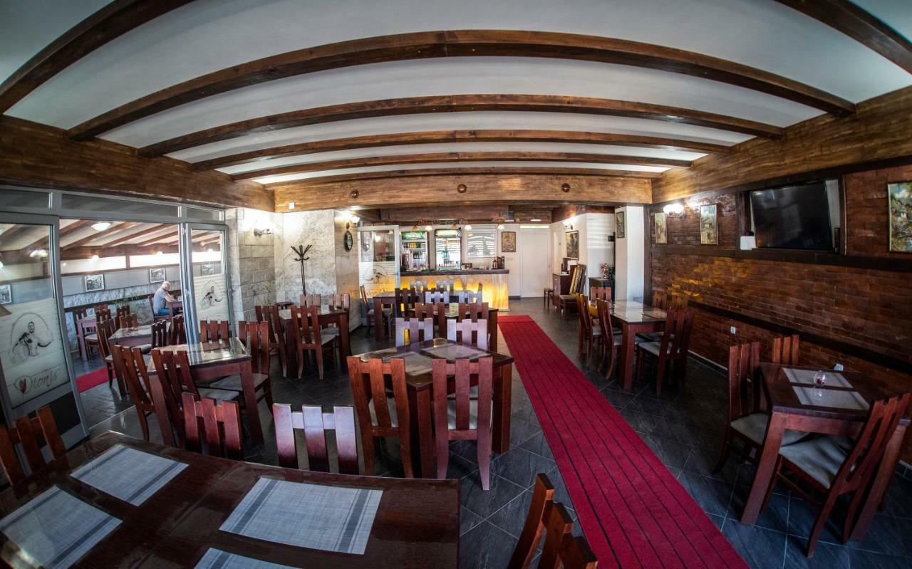Dionis Rooms & Apartments Prilep Luaran gambar