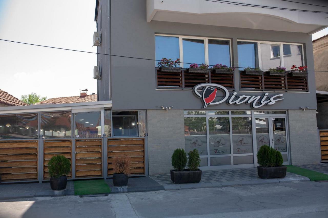 Dionis Rooms & Apartments Prilep Luaran gambar