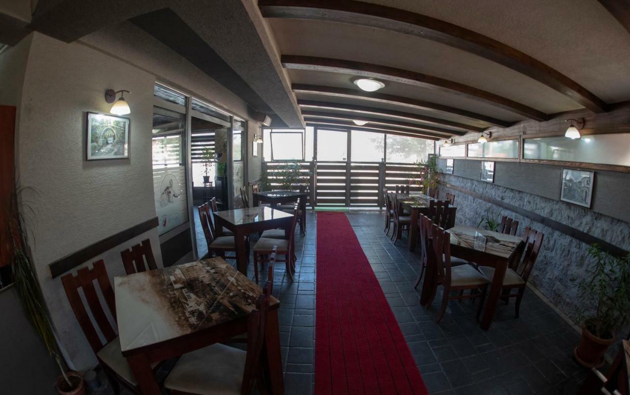 Dionis Rooms & Apartments Prilep Luaran gambar